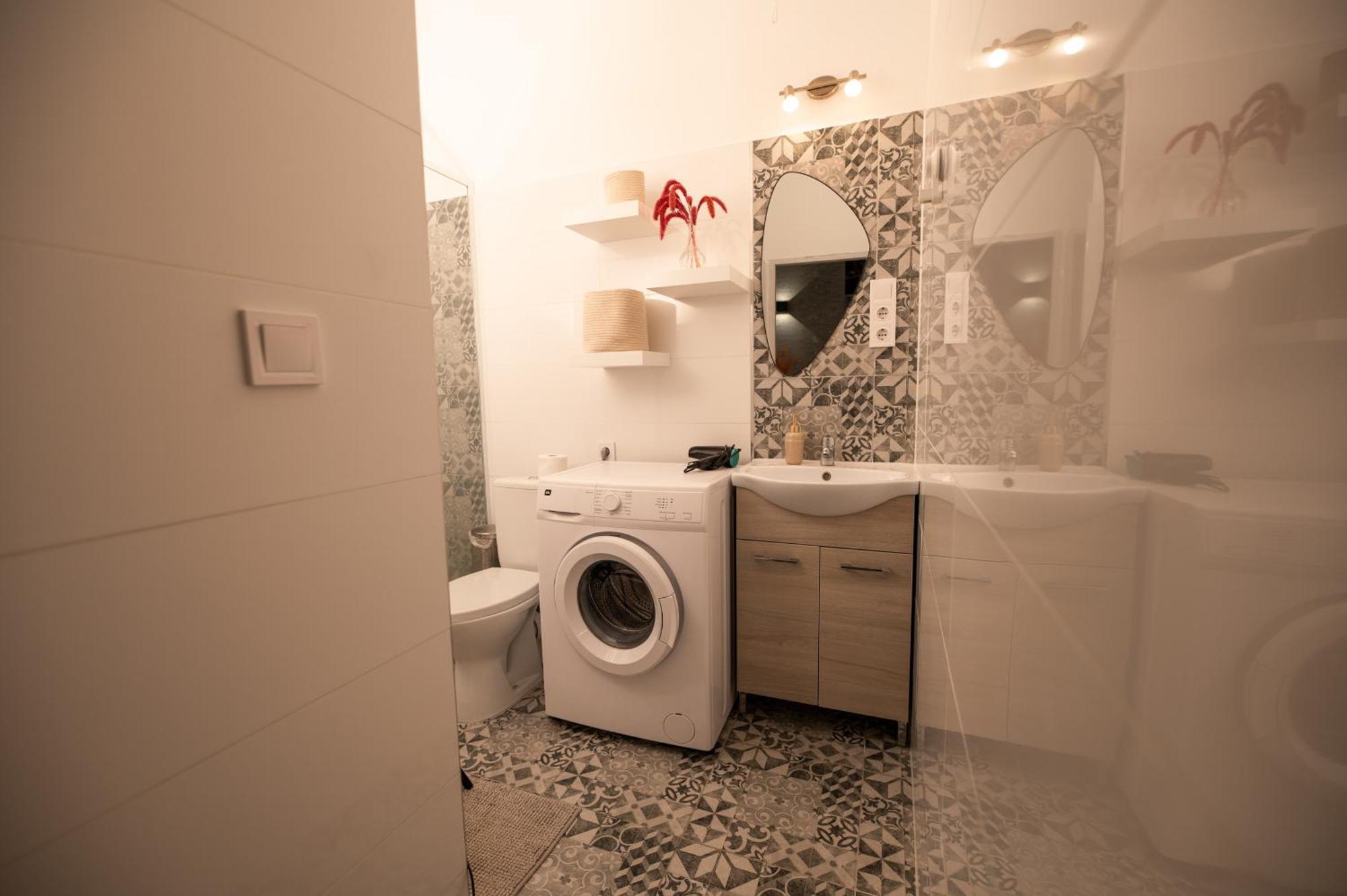 Danube Dwelling Rozsa 99 Apartment Budapest Luaran gambar